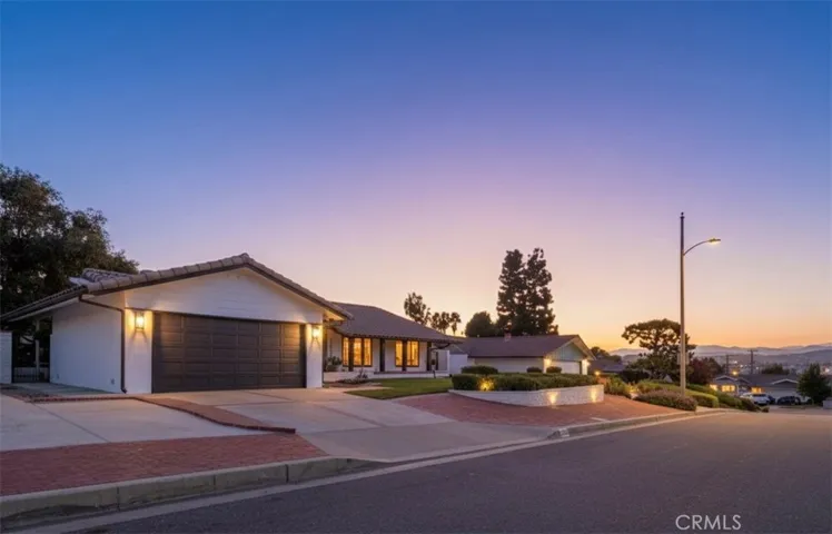 3032 N Oceanview, Orange, California 92865