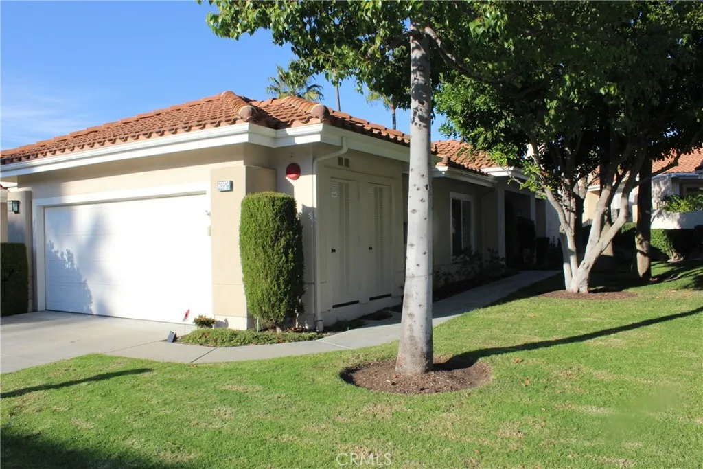 28919 28919 Paseo Theresa, Mission Viejo, California 92692 home-pic-1