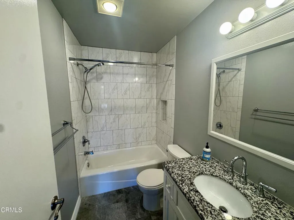 15218 Campus Park Drive B, Moorpark, California 93021 home-pic-16