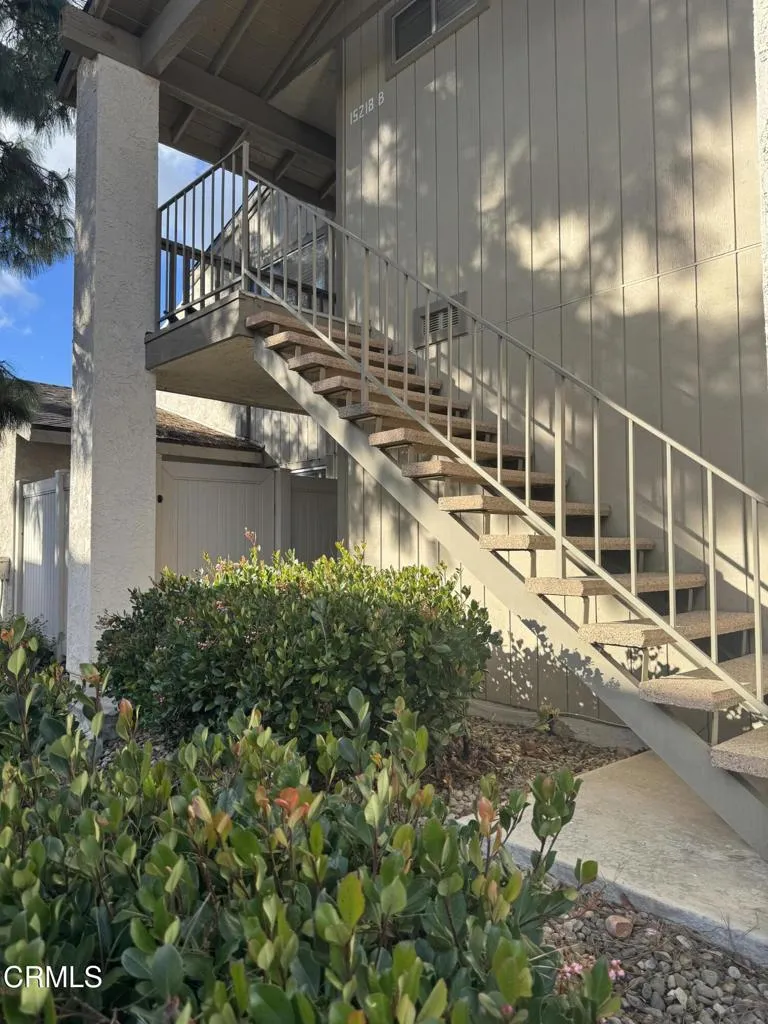 15218 Campus Park Drive B, Moorpark, California 93021 home-pic-1