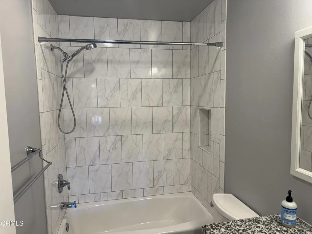 15218 Campus Park Drive B, Moorpark, California 93021 home-pic-17