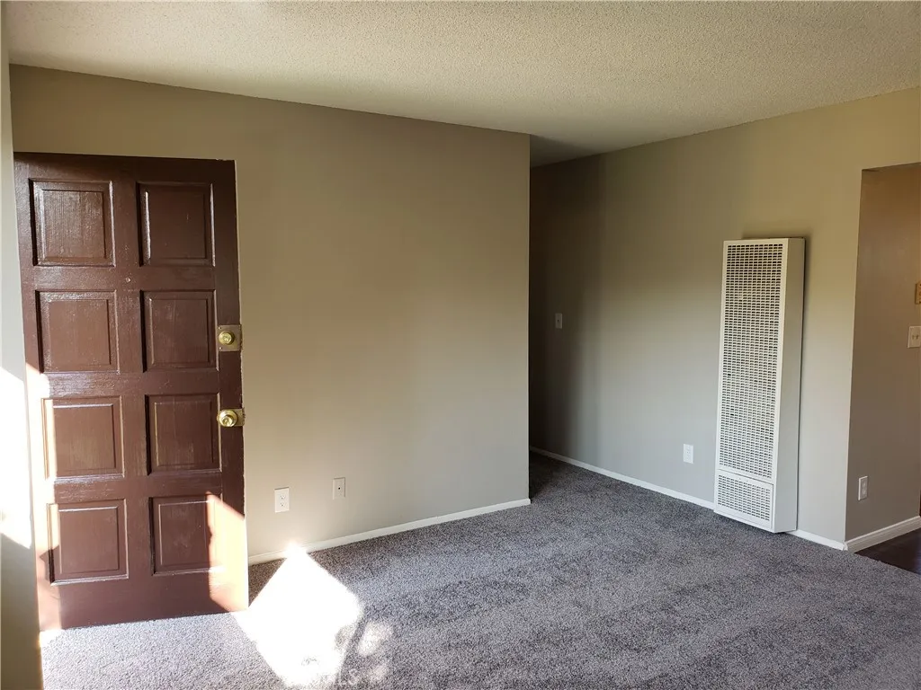 6330 Pierce, Whittier, California 90601 home-pic-9