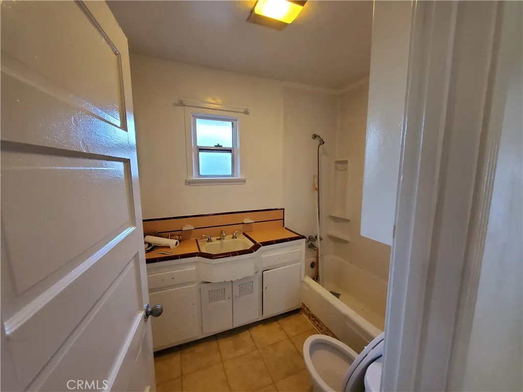 6330 Pierce, Whittier, California 90601 home-pic-29