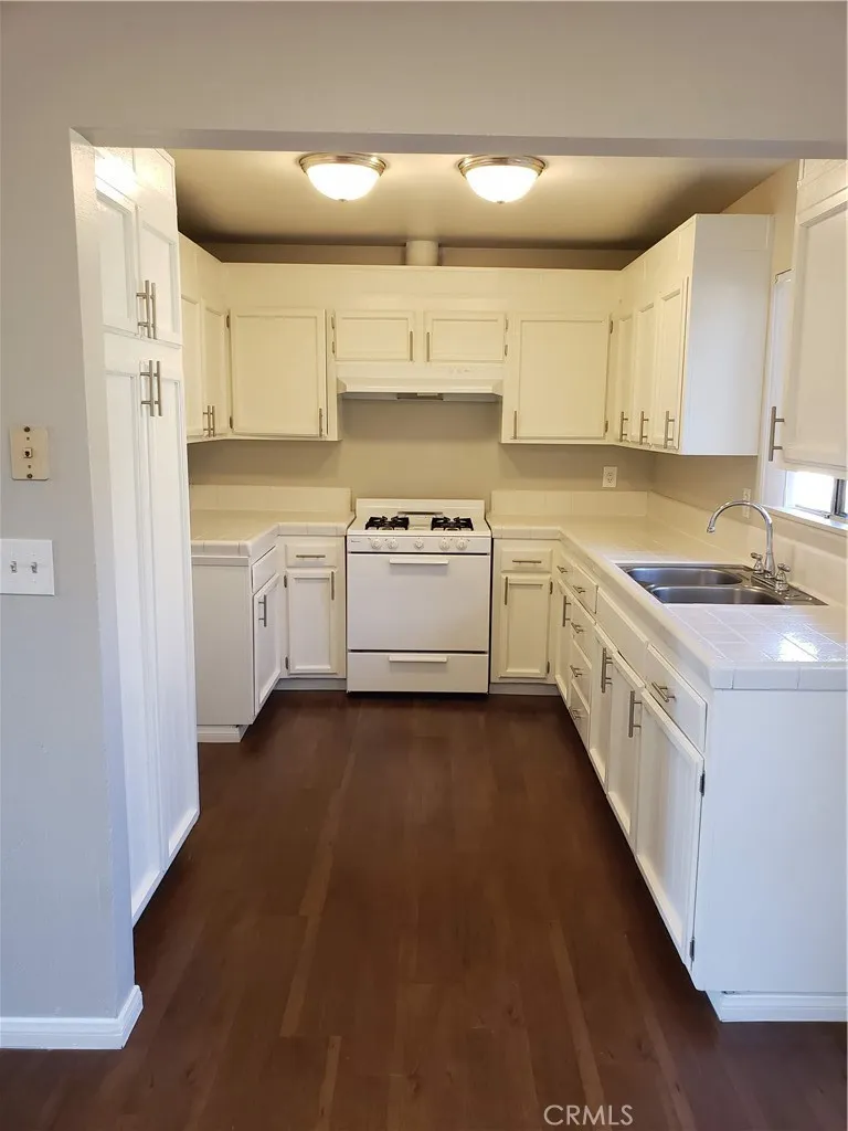 6330 Pierce, Whittier, California 90601 home-pic-12