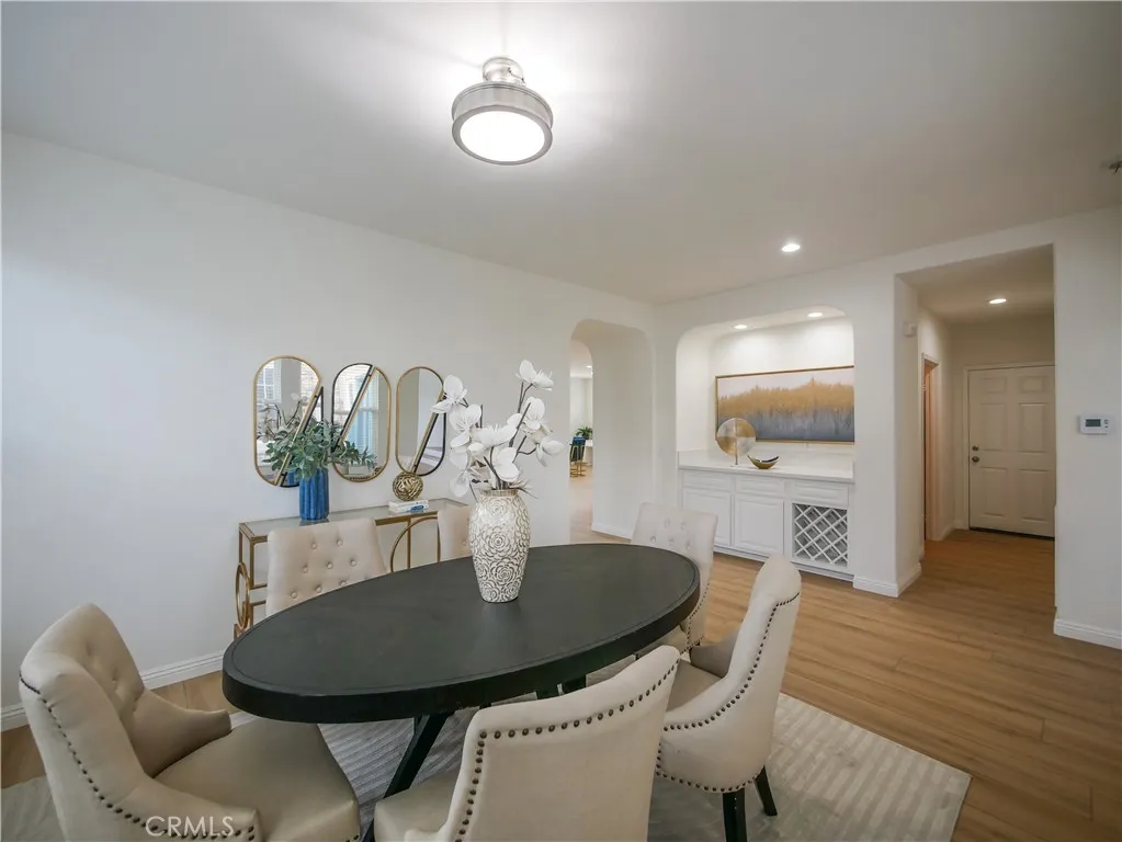 7725 Lady Banks, Corona, California 92883 home-pic-12