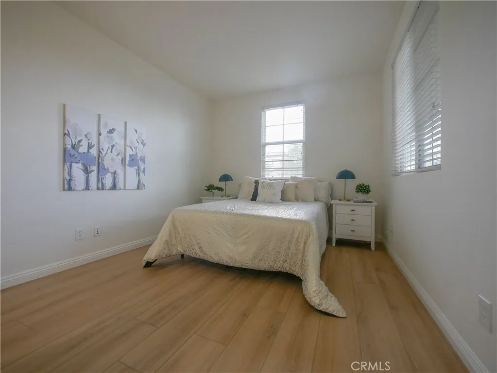 7725 Lady Banks, Corona, California 92883 home-pic-18