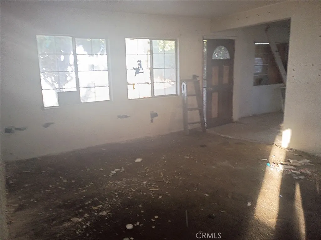 23983 E Central, San Bernardino, California 92408 home-pic-9