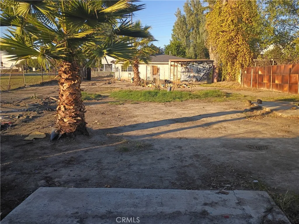 23983 E Central, San Bernardino, California 92408 home-pic-20
