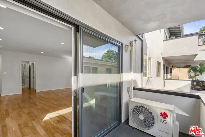 1425 N Harper Avenue 3, West Hollywood, California 90046