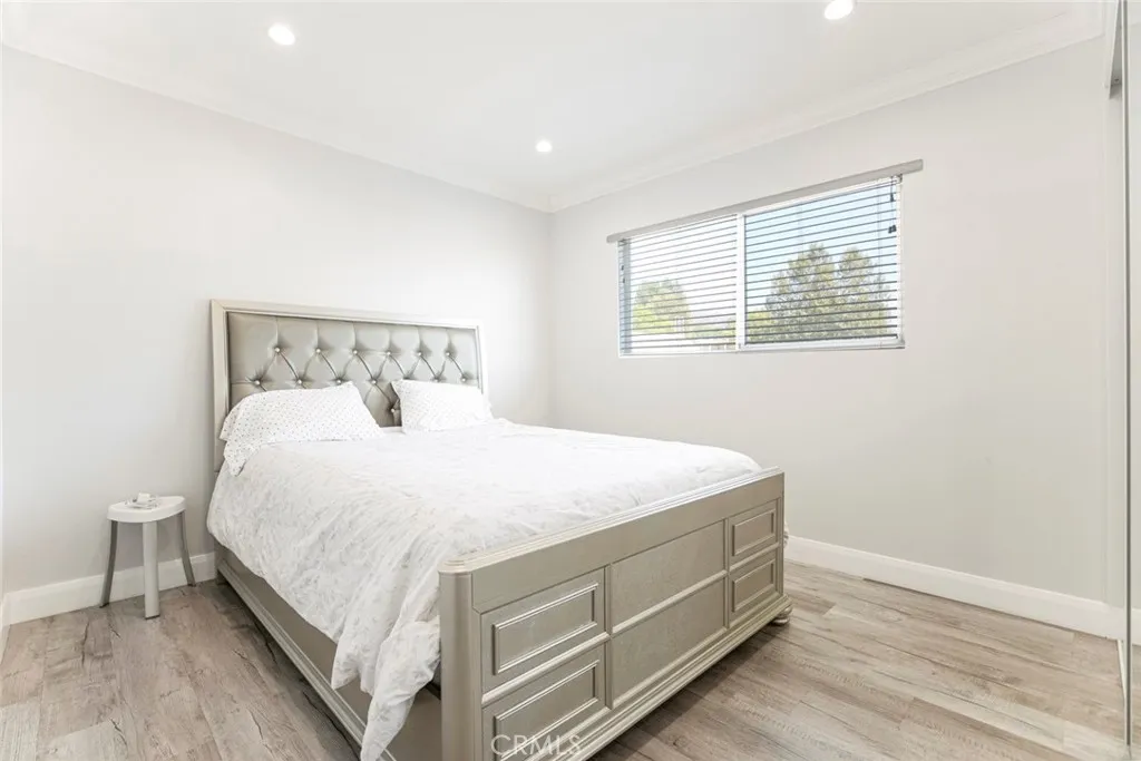 7901 Via Stefano, Burbank, California 91504 home-pic-29