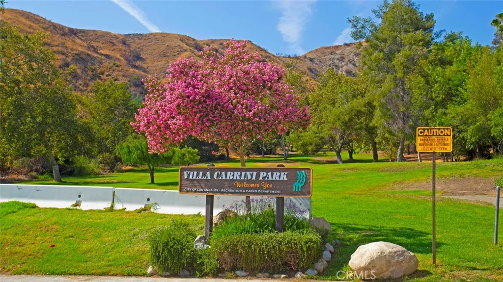 7901 Via Stefano, Burbank, California 91504 home-pic-54