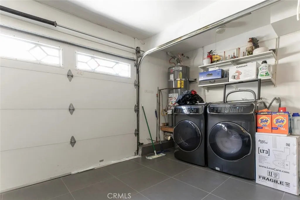 7901 Via Stefano, Burbank, California 91504 home-pic-21
