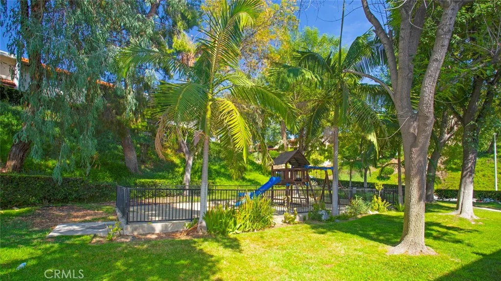 7901 Via Stefano, Burbank, California 91504 home-pic-50