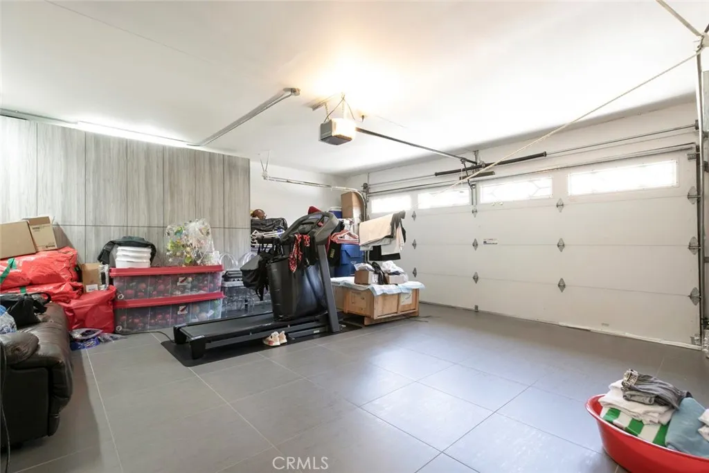 7901 Via Stefano, Burbank, California 91504 home-pic-20