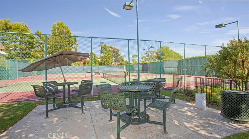 7901 Via Stefano, Burbank, California 91504 home-pic-47