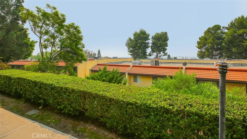 7901 Via Stefano, Burbank, California 91504 home-pic-57