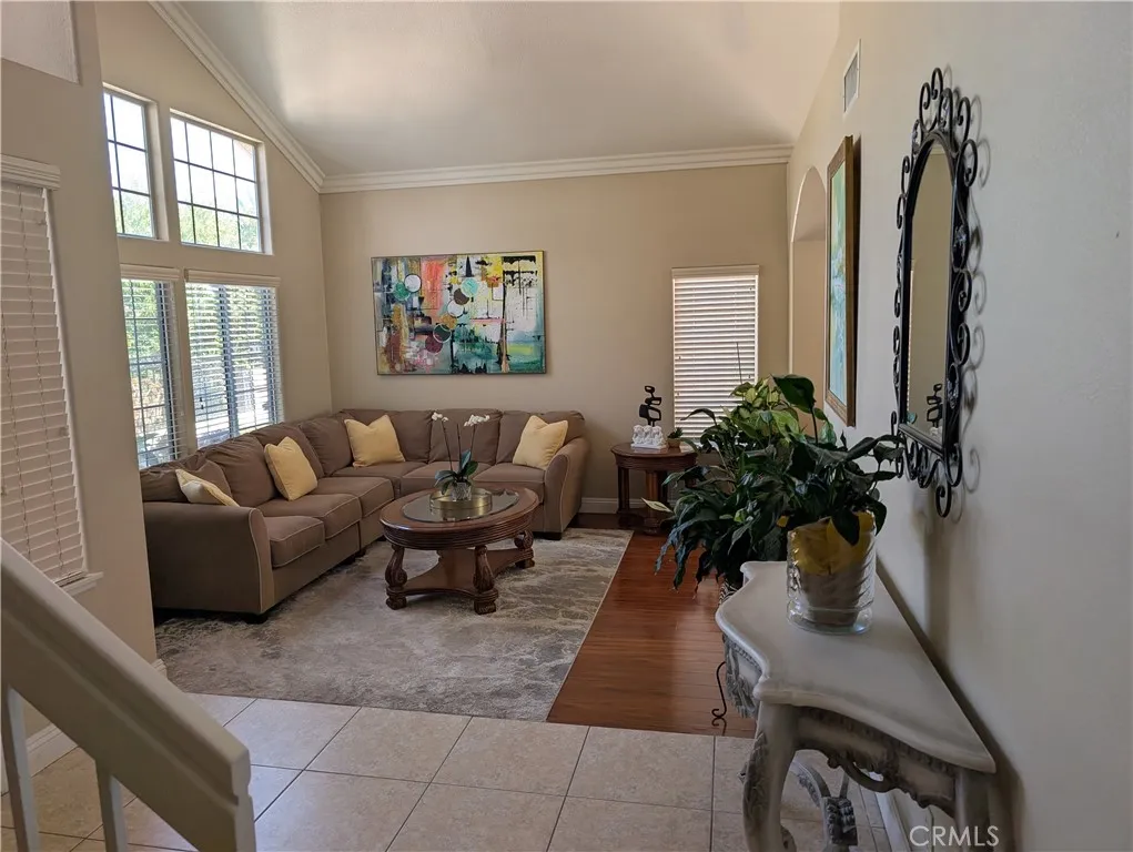 13437 Chrystal Court, Fontana, California 92336 home-pic-27