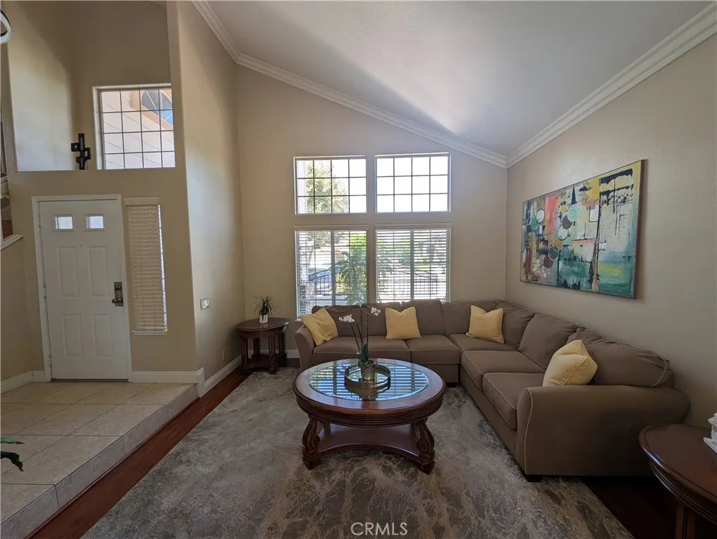 13437 Chrystal Court, Fontana, California 92336 home-pic-34