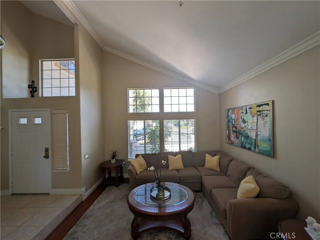 13437 Chrystal Court, Fontana, California 92336 home-pic-35