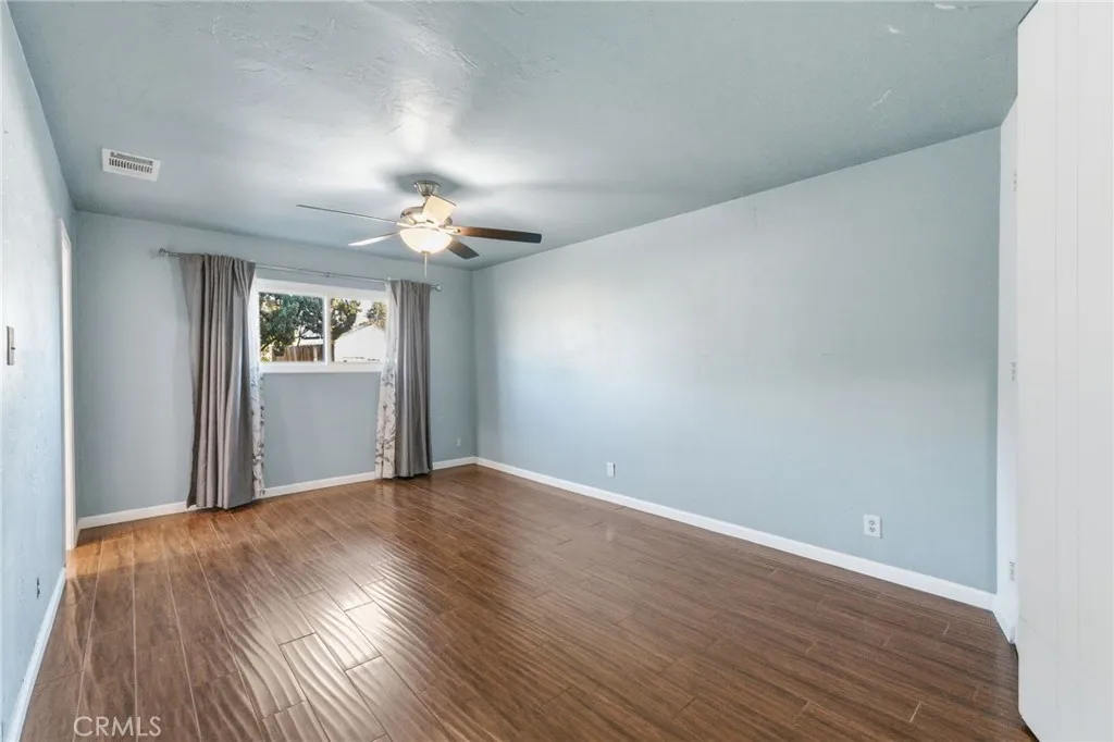 424 W Yale Avenue, Coalinga, California 93210 home-pic-15