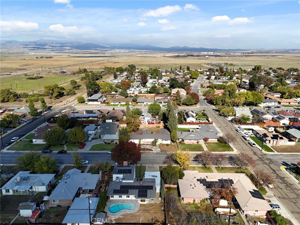 424 W Yale Avenue, Coalinga, California 93210 home-pic-42