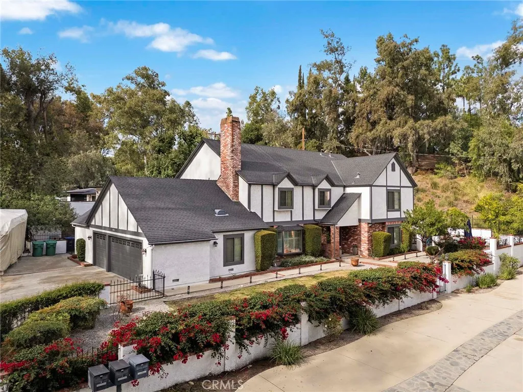4744 Live Oak Canyon, La Verne, California 91750 home-pic-3