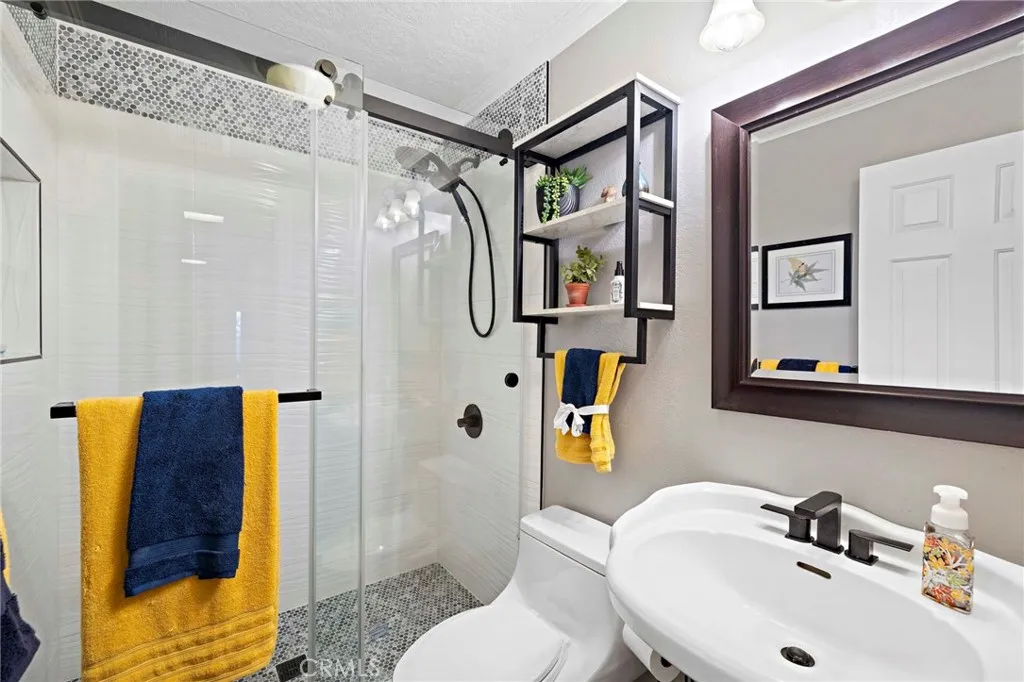 4744 Live Oak Canyon, La Verne, California 91750 home-pic-10
