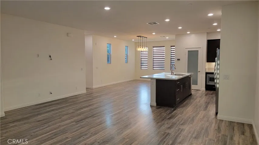 112 Acamar, Irvine, California 92618