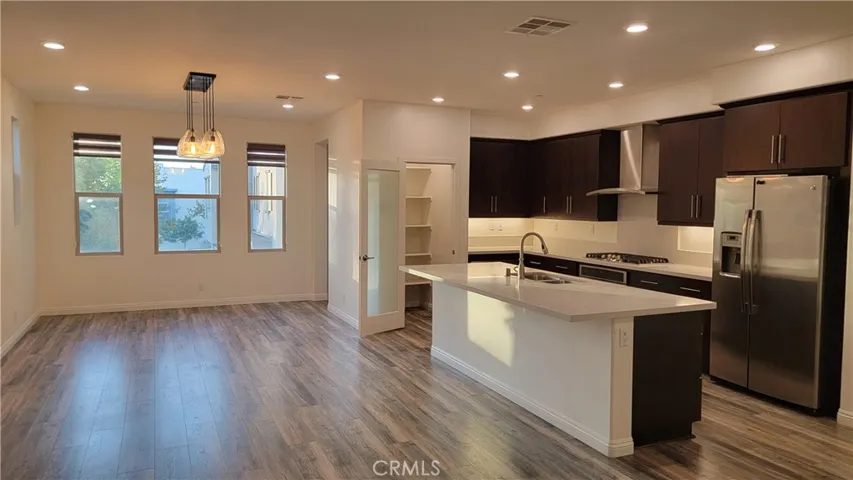 112 Acamar, Irvine, California 92618