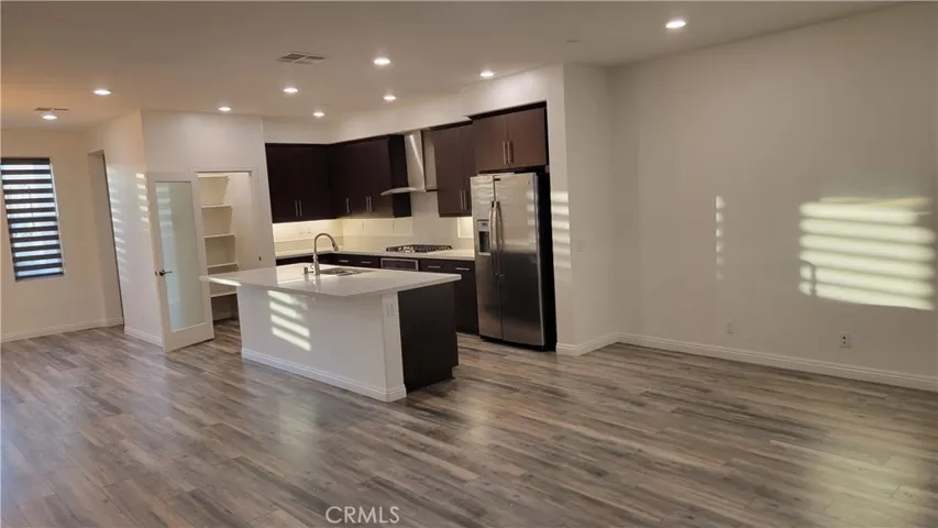 112 Acamar, Irvine, California 92618