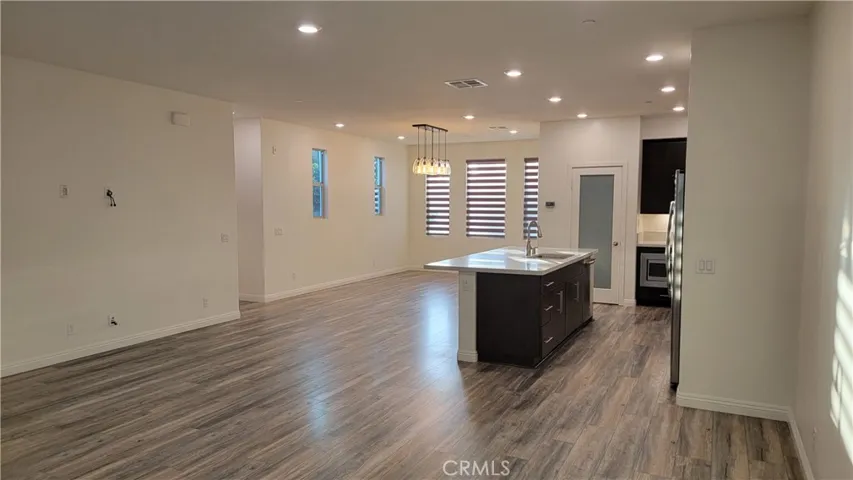 112 Acamar, Irvine, California 92618