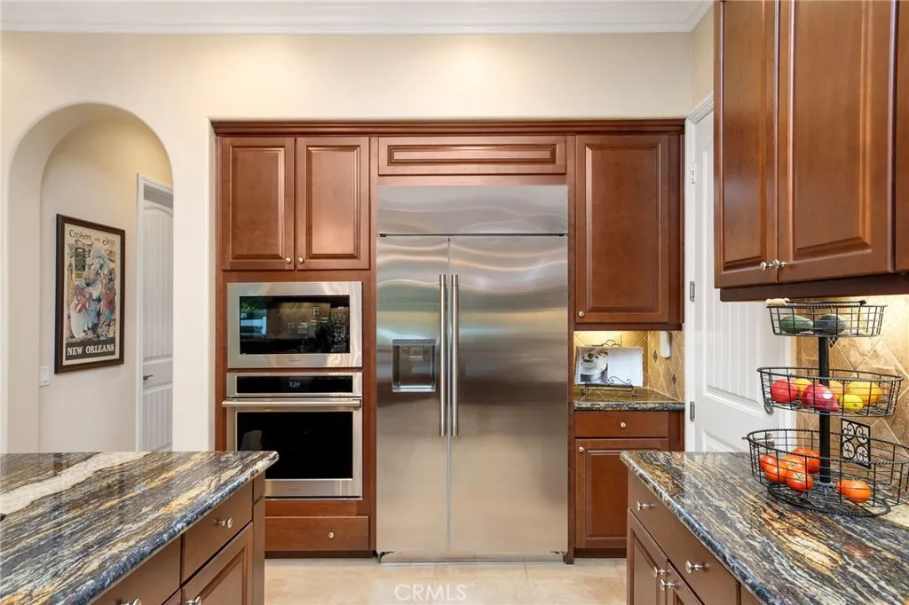 15929 Mandalay Road, Santa Clarita, California 91387 home-pic-41