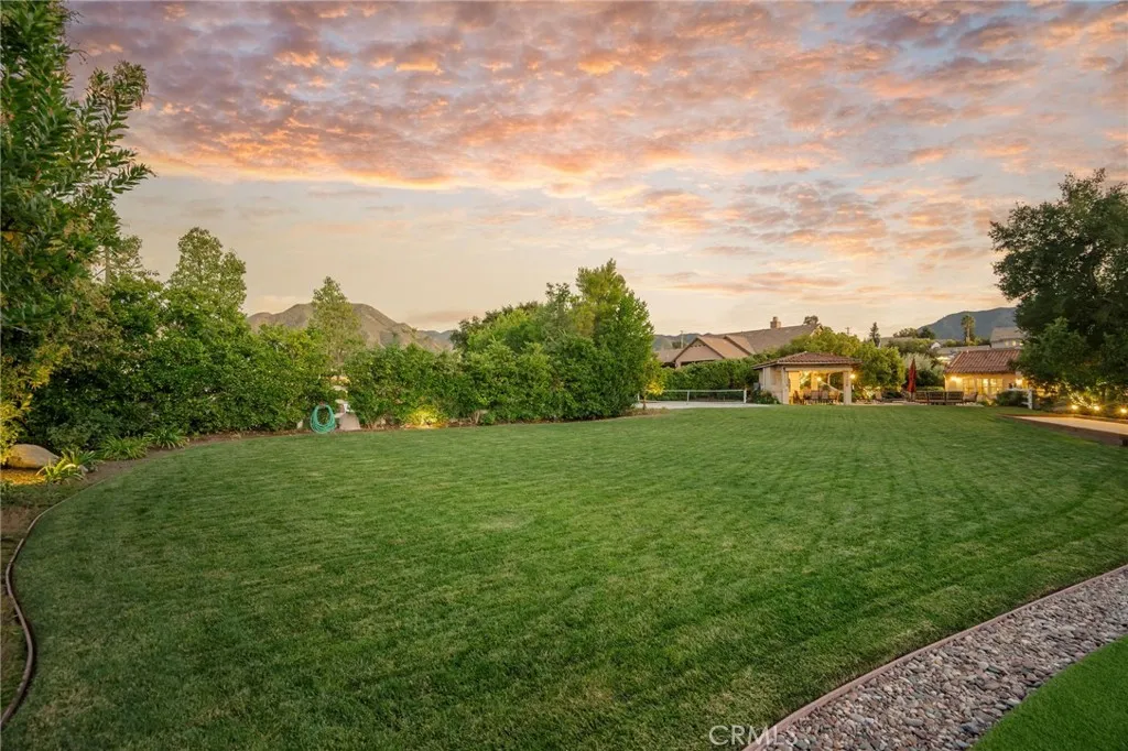 15929 Mandalay Road, Santa Clarita, California 91387 home-pic-24