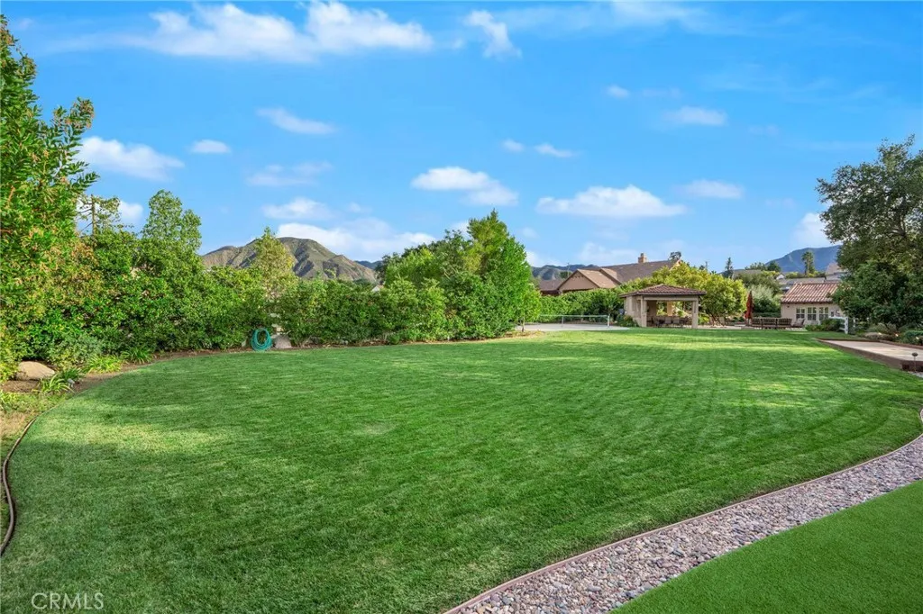 15929 Mandalay Road, Santa Clarita, California 91387 home-pic-23