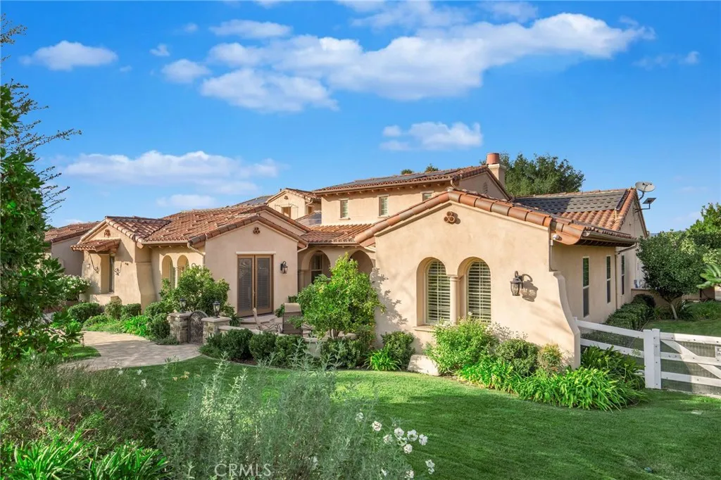 15929 Mandalay Road, Santa Clarita, California 91387 home-pic-28