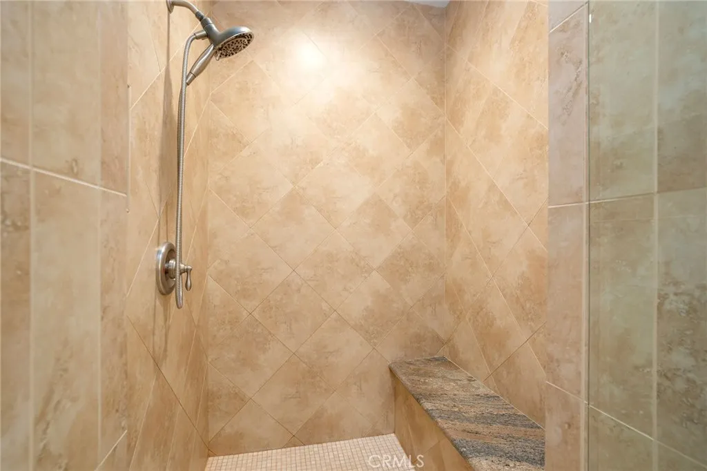 15929 Mandalay Road, Santa Clarita, California 91387 home-pic-48