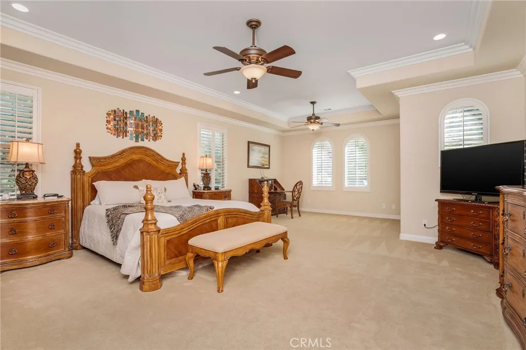 15929 Mandalay Road, Santa Clarita, California 91387 home-pic-44