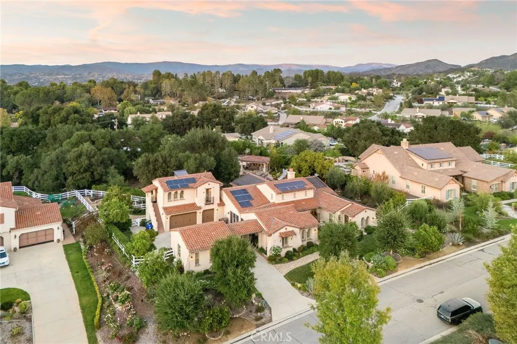 15929 Mandalay Road, Santa Clarita, California 91387 home-pic-8