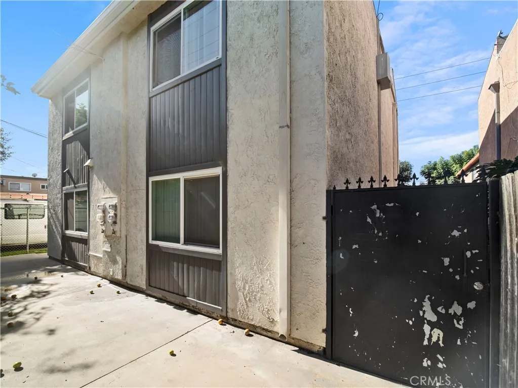 6130 Orange, Long Beach, California 90805 home-pic-15