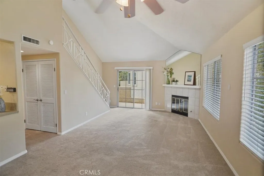 23933 Del Monte Drive 24, Valencia, California 91355 home-pic-7