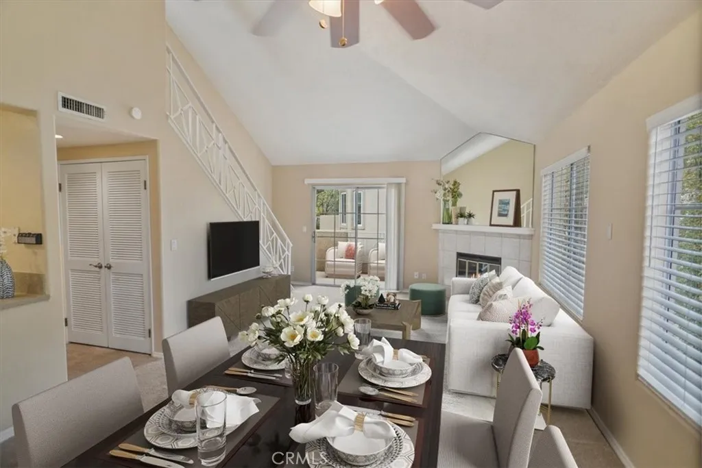 23933 Del Monte Drive 24, Valencia, California 91355 home-pic-8