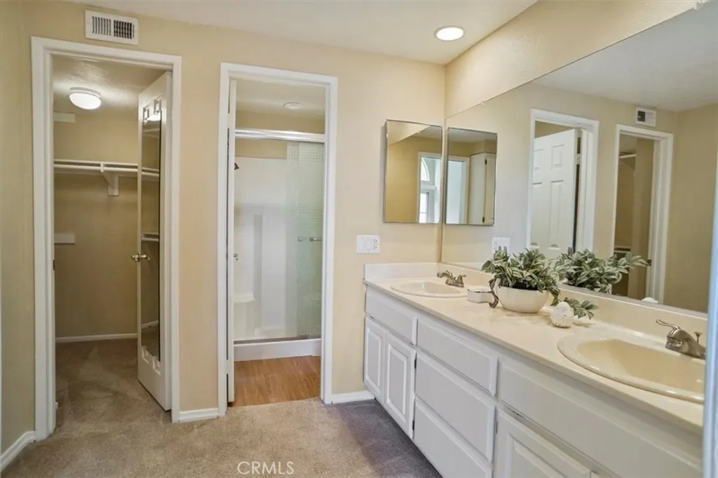 23933 Del Monte Drive 24, Valencia, California 91355 home-pic-15