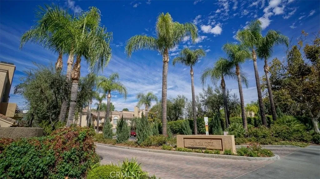 23933 Del Monte Drive 24, Valencia, California 91355 home-pic-23