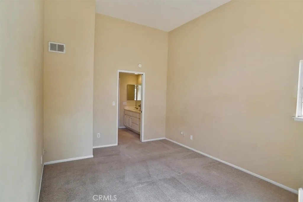 23933 Del Monte Drive 24, Valencia, California 91355 home-pic-14