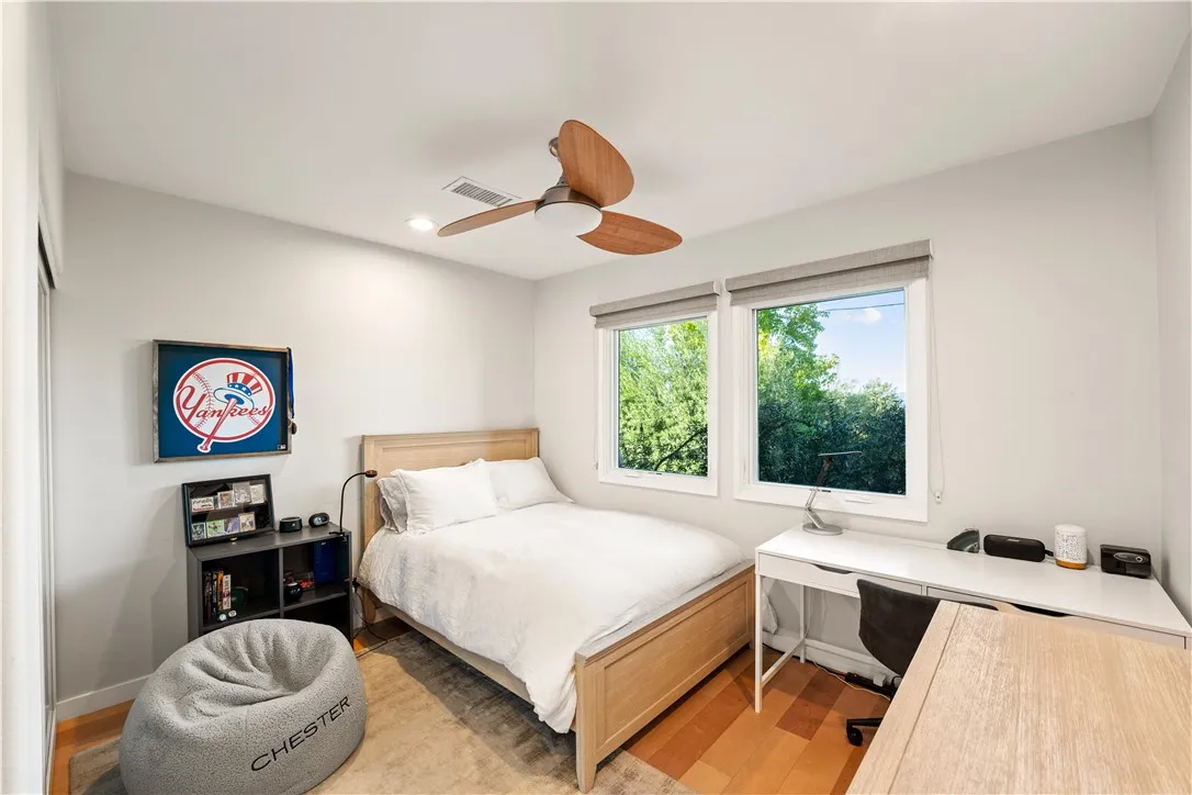 23722 Summit, Calabasas, California 91302 home-pic-21