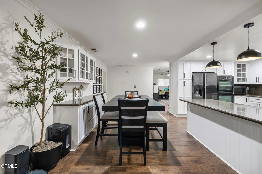 361 Plumas Avenue, Ventura, California 93004 home-pic-8