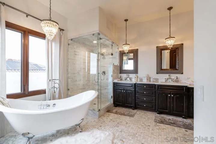 604 Camino De Orchidia, Encinitas, California 92024