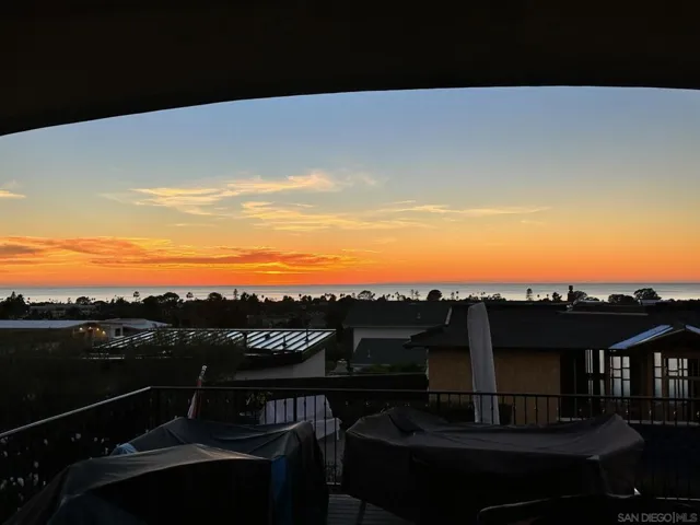 604 Camino De Orchidia, Encinitas, California 92024