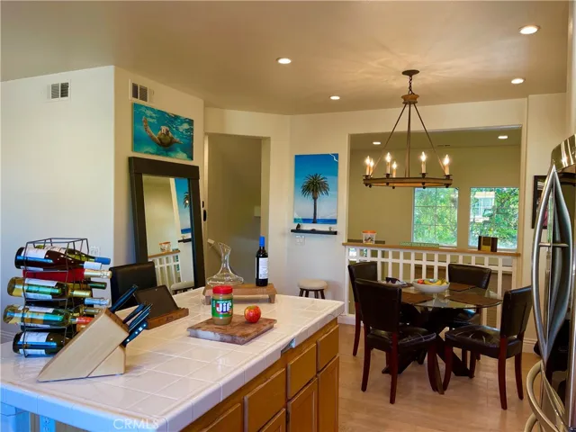 -Plenty of Natural Light