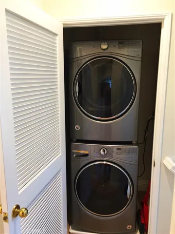 -Stackable Washer & Dryer